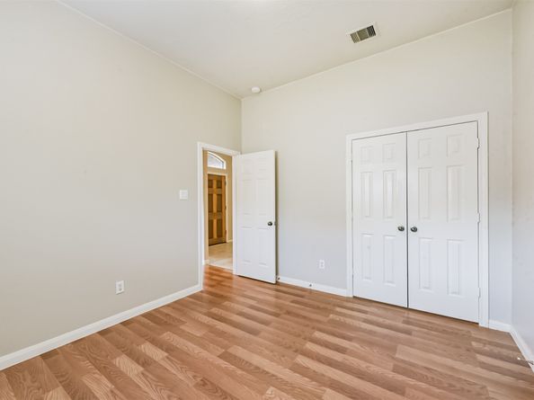 8719 Sailing Drive, Humble TX 77346