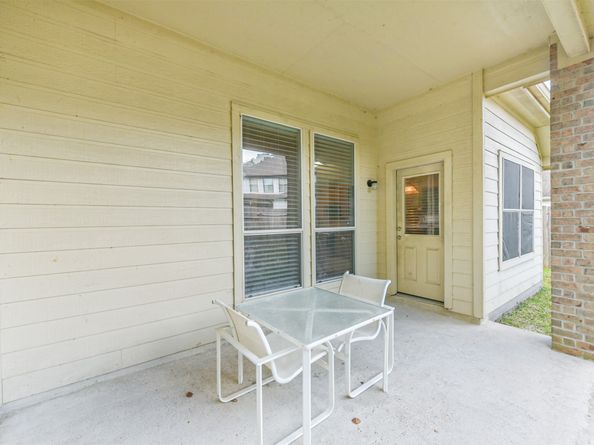 8719 Sailing Drive, Humble TX 77346