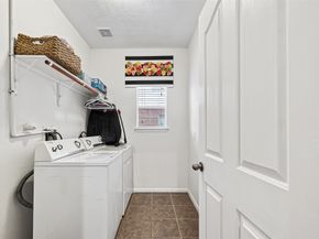 6527 Capridge Drive, Houston TX 77048