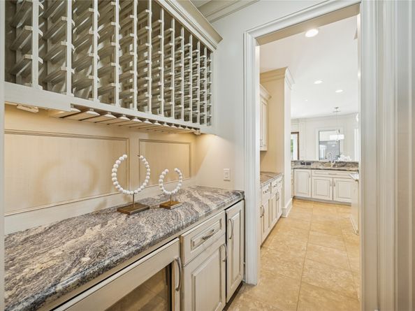 3749 Olympia Drive, Houston TX 77019