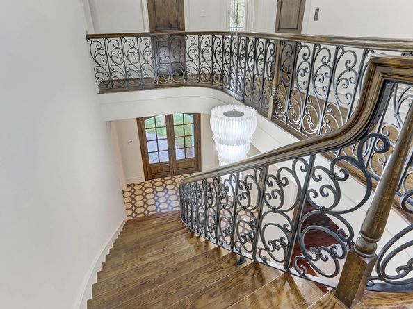 3749 Olympia Drive, Houston TX 77019