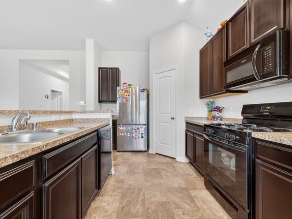 7615 Nevaeh Crest Path, Houston TX 77016