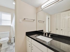 1698 Creekside Drive, Sugar Land TX 77478