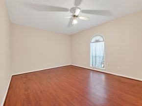 1698 Creekside Drive, Sugar Land TX 77478