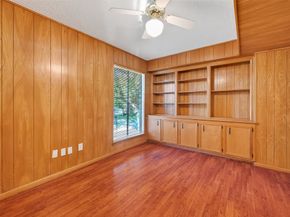 1698 Creekside Drive, Sugar Land TX 77478