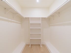 5805 Valley Forge Drive 96, Houston TX 77057