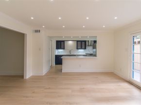 5805 Valley Forge Drive 96, Houston TX 77057