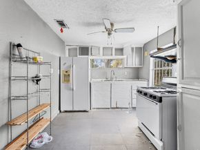 605 Post Street, Houston TX 77022