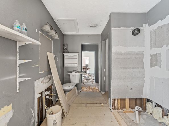 605 Post Street, Houston TX 77022