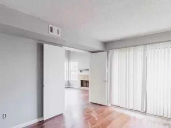 6239 Ludington Drive 22928, Houston TX 77035