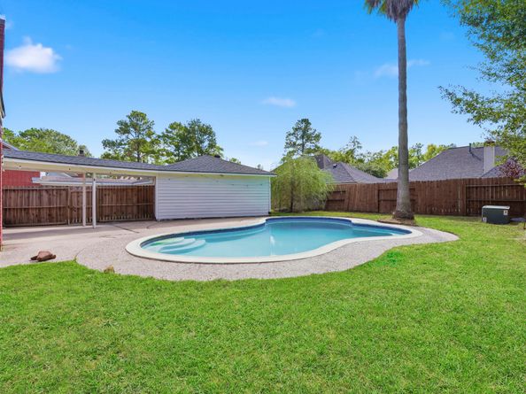 4534 Brook Shadow Drive, Houston TX 77345