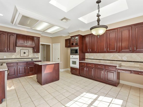 4534 Brook Shadow Drive, Houston TX 77345