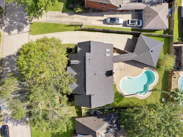 4534 Brook Shadow Drive, Houston TX 77345
