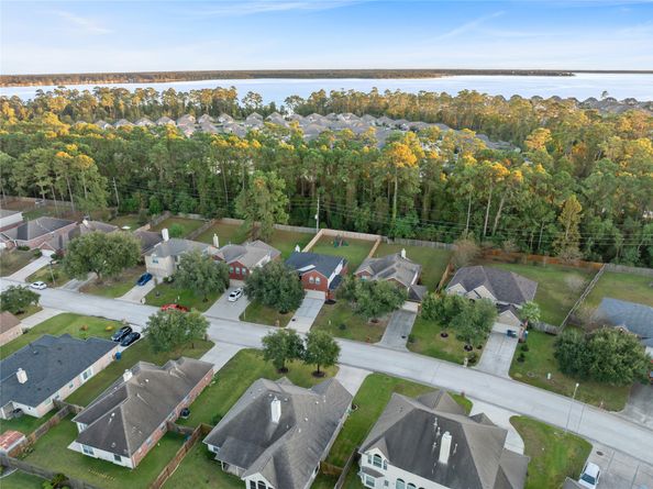 8726 Rolling Rapids Road, Humble TX 77346