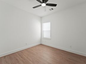 407 Calloway Street AB, Houston TX 77029