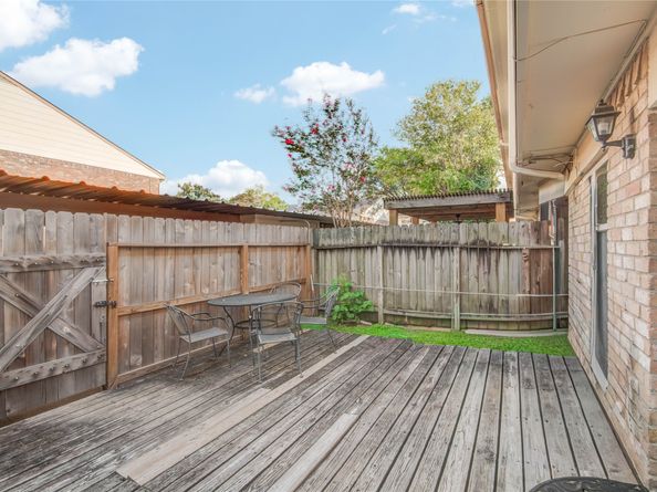 1334 Country Place Drive, Houston TX 77079