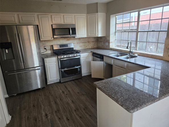 3206 Rimrock Drive, Missouri City TX 77459