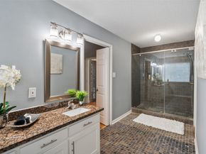 25 N Summer Star Court, The Woodlands TX 77380