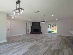 2111 Wycliffe Drive, Houston TX 77043