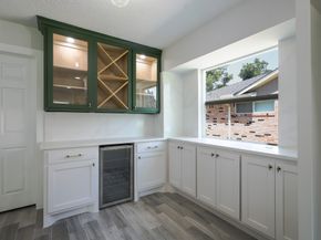 2111 Wycliffe Drive, Houston TX 77043