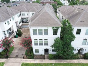 5914 Center Street, Houston TX 77007