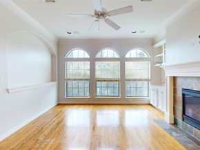 5914 Center Street, Houston TX 77007