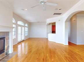 5914 Center Street, Houston TX 77007