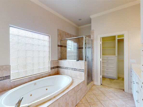 5914 Center Street, Houston TX 77007