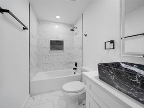 10414 Onslow Street, Houston TX 77016