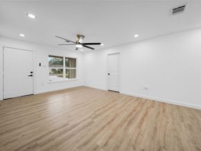 10414 Onslow Street, Houston TX 77016