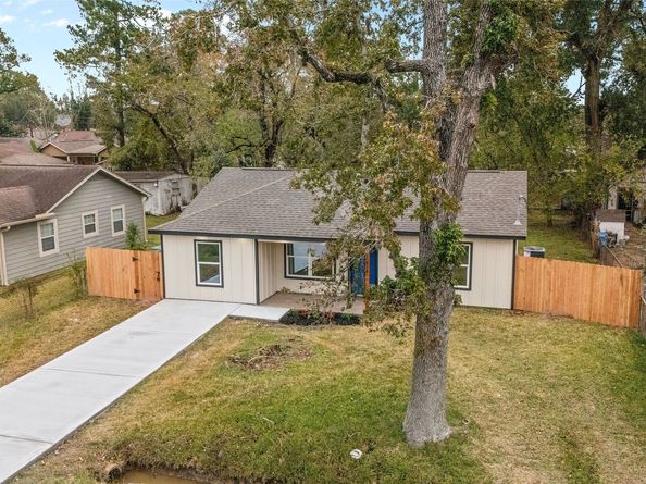 10414 Onslow Street, Houston TX 77016