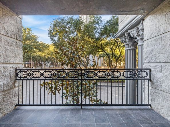 3030 Post Oak Boulevard 203, Houston TX 77056