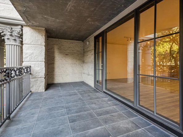 3030 Post Oak Boulevard 203, Houston TX 77056