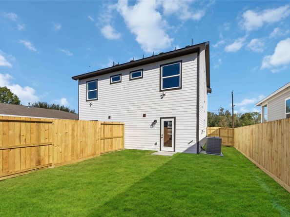 5523 Haight Street AB, Houston TX 77028