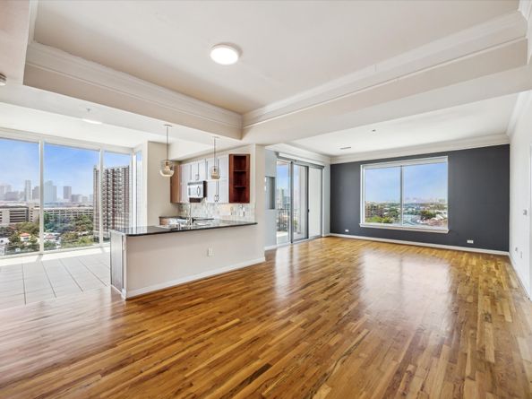 3333 Allen Parkway 1102, Houston TX 77019