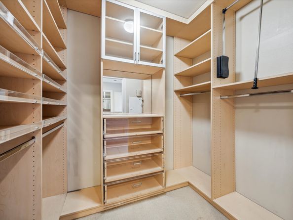 3333 Allen Parkway 1102, Houston TX 77019