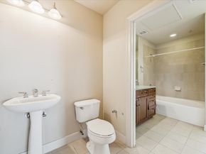 3333 Allen Parkway 1102, Houston TX 77019