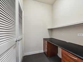 3333 Allen Parkway 1102, Houston TX 77019