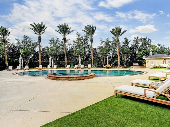 3333 Allen Parkway 1102, Houston TX 77019