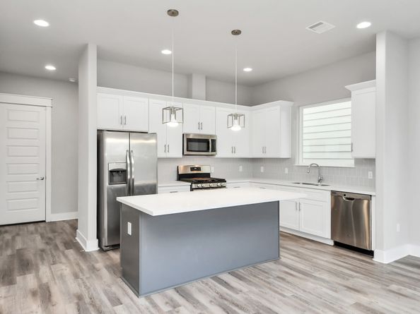 2507 Des Chaumes Street, Houston TX 77026