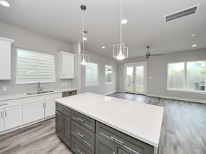 2507 Des Chaumes Street, Houston TX 77026