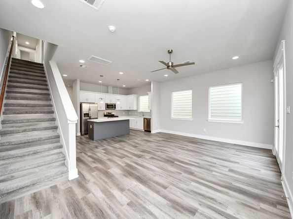 2507 Des Chaumes Street, Houston TX 77026