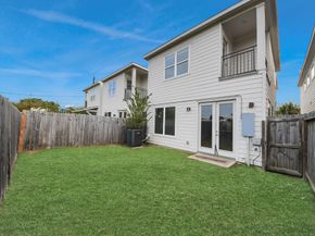 2507 Des Chaumes Street, Houston TX 77026