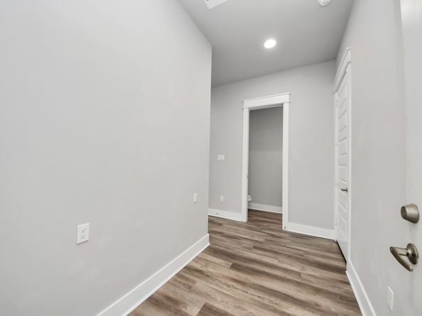 2507 Des Chaumes Street, Houston TX 77026