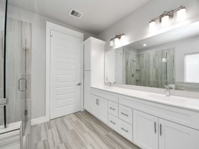 2507 Des Chaumes Street, Houston TX 77026