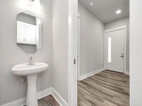 2507 Des Chaumes Street, Houston TX 77026