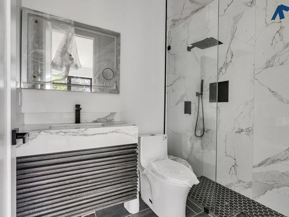 2807 Delano Street, Houston TX 77004