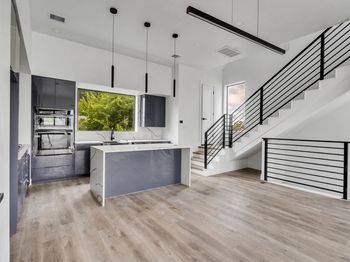 2807 Delano Street