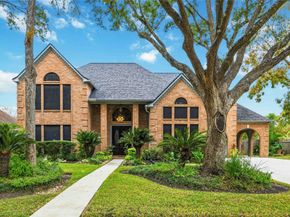 13906 Placid Woods Ct, Sugar Land TX 77498