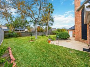 13906 Placid Woods Ct, Sugar Land TX 77498